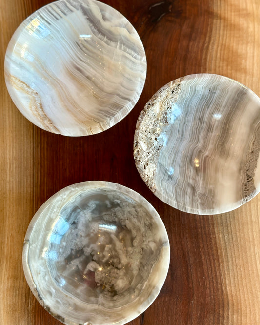 Onyx Bowls with Heavy Veining